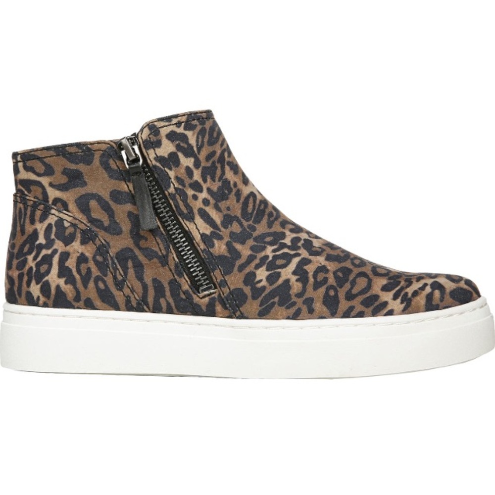 Naturalizer Celeste Cheetah print high top Sneaker Sz 9